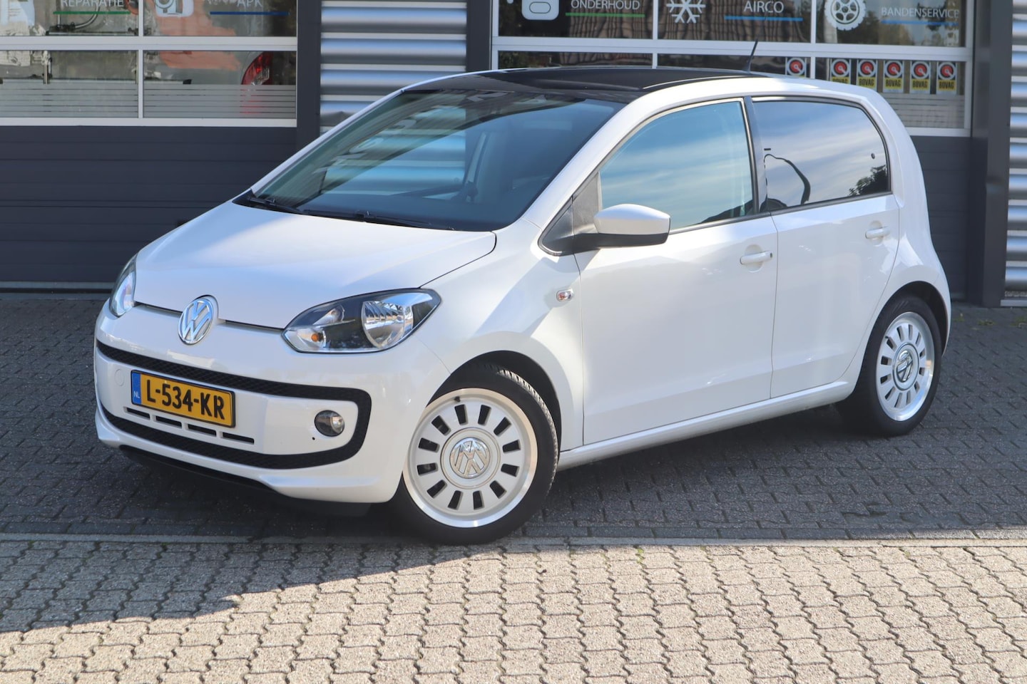 Volkswagen Up! - 1.0 high up! BlueMotion 1.0 high up! BlueMotion - AutoWereld.nl