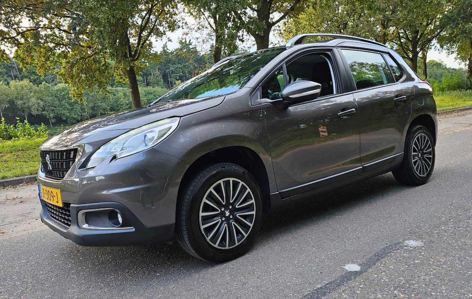 Peugeot 2008 - 1.2 PureTech NL Auto ! Navi ! Led ! Airco ! - AutoWereld.nl