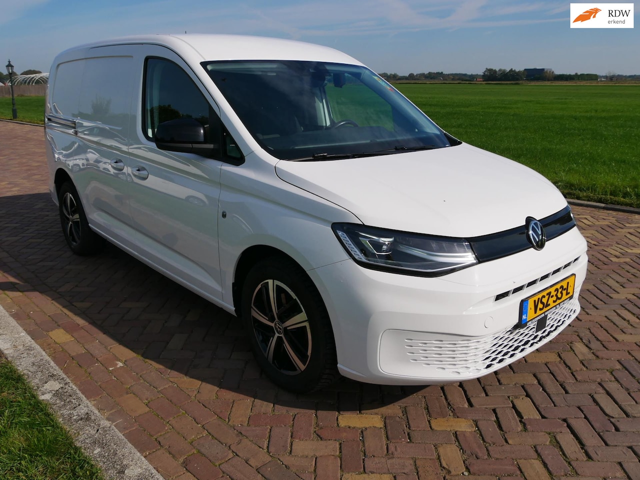 Volkswagen Caddy Cargo Maxi - 2.0 TDI MAXI Exclusive 75kW AC ALU ** 12999 EX BTW ** 2023 !! - AutoWereld.nl