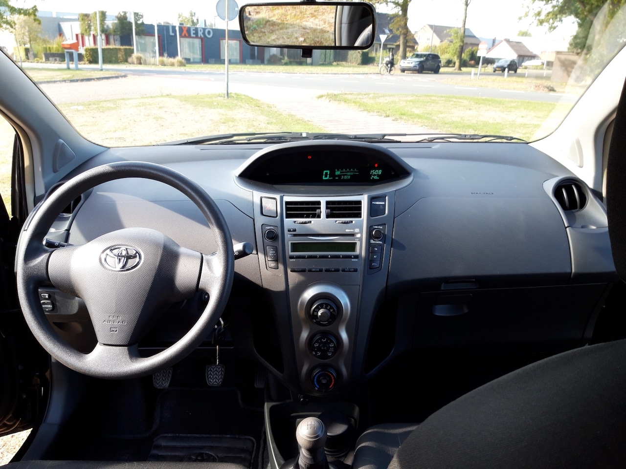Toyota Yaris - 1.0 VVTi Acces Airco, lage km stand!!