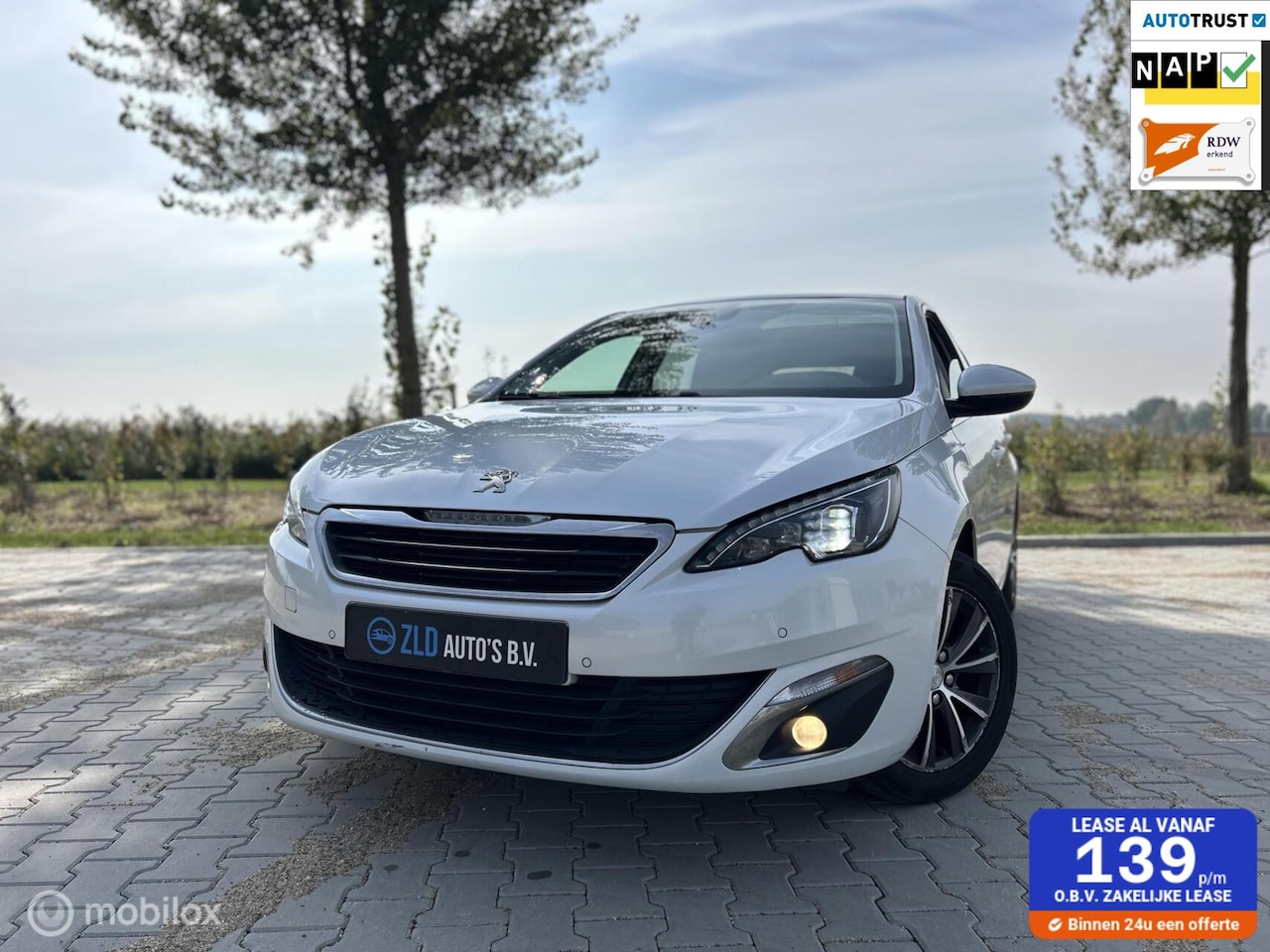 Peugeot 308 - 1.2 PureTech Allure/APK/CRUISE CONTR/PANO/ - AutoWereld.nl
