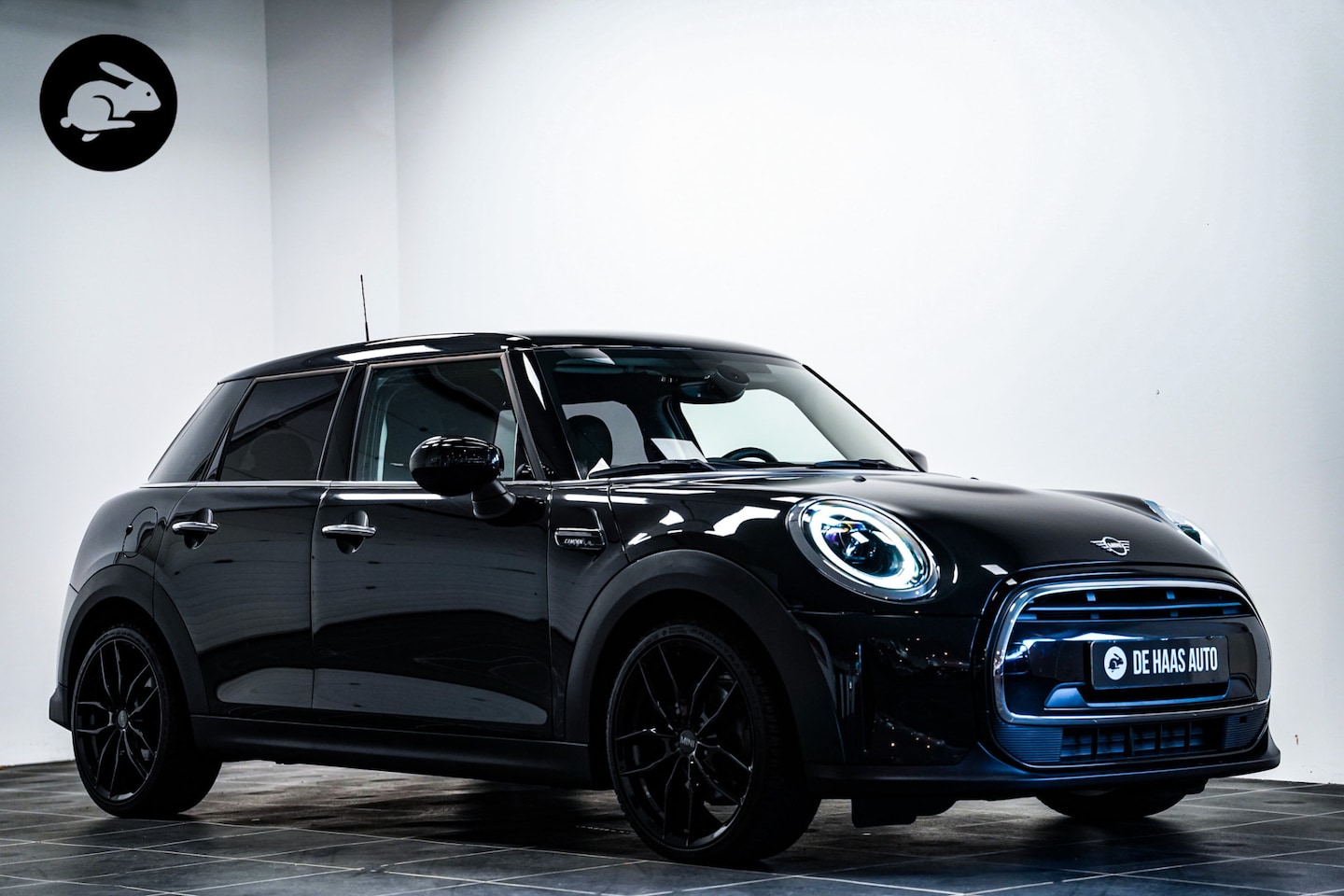 MINI Cooper - Mini 1.5 Camden 5drs/Carplay/Sportstoelen - AutoWereld.nl