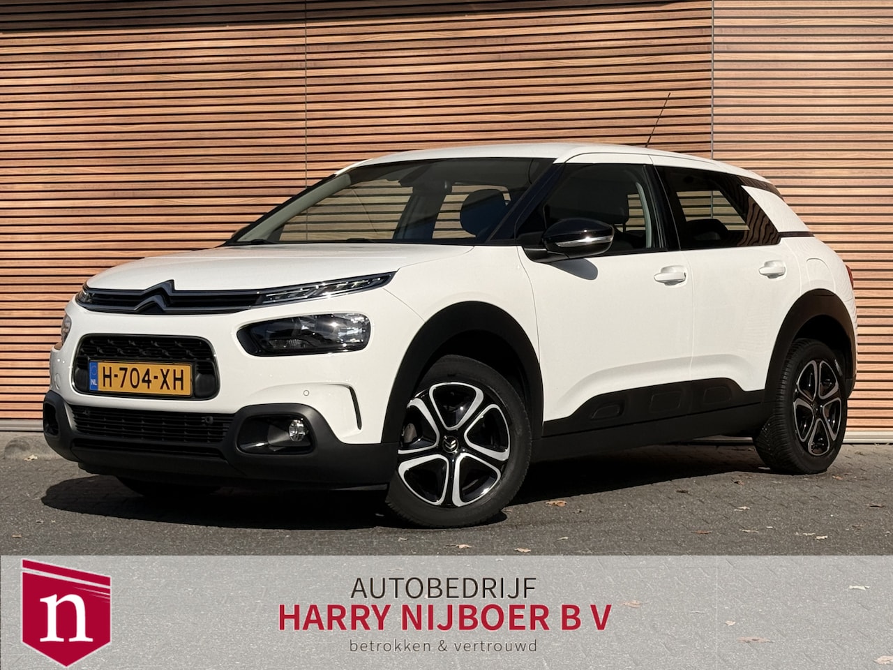 Citroën C4 Cactus - 1.2 PureTech Business Navi / Clima / Cruise Control - AutoWereld.nl