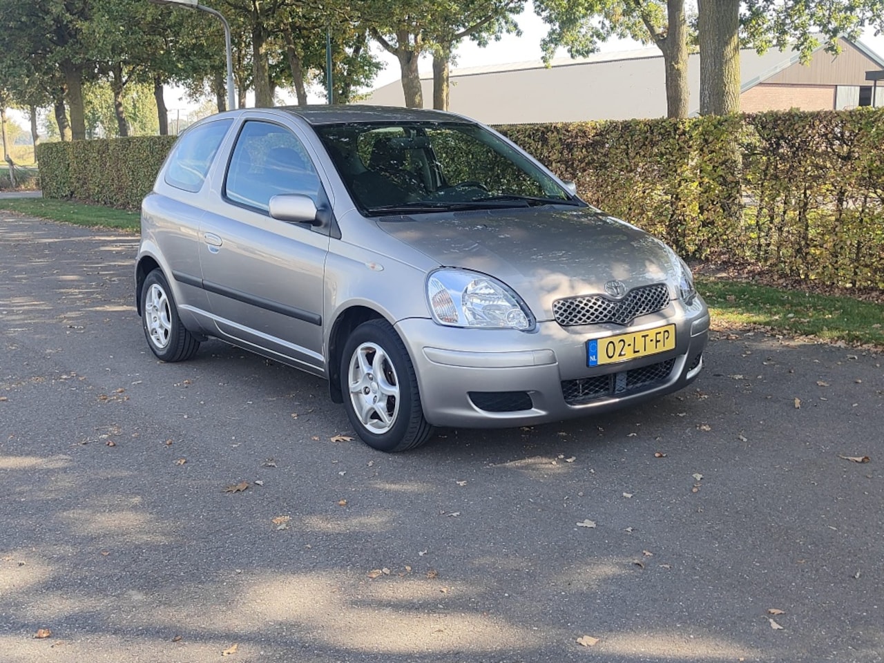 Toyota Yaris - 1.3 VVT-i Sol 1.3 VVT-i Sol - AutoWereld.nl