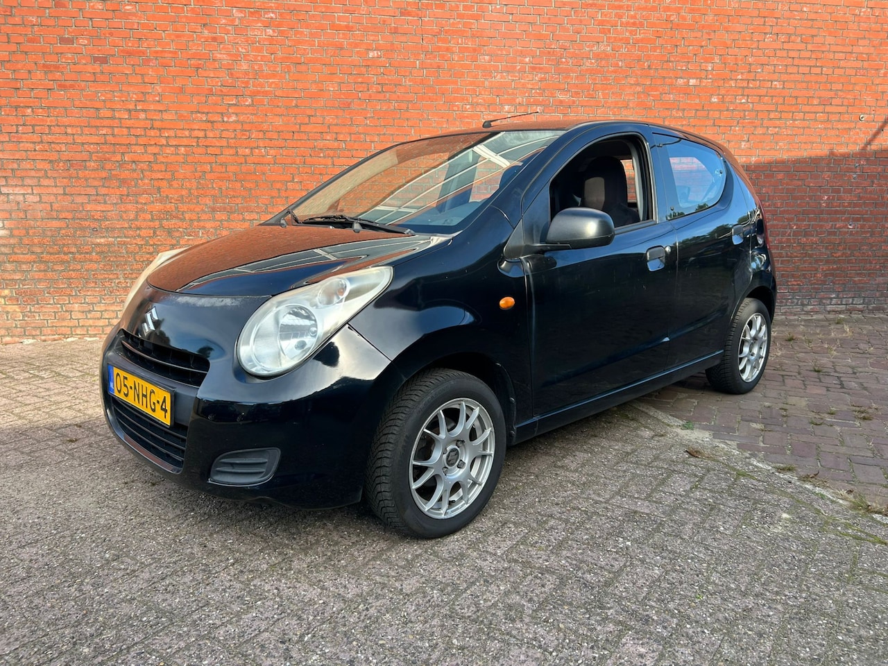 Suzuki Alto - 1.0 Base 1.0 Base - AutoWereld.nl