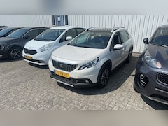 Peugeot 2008 - 1.2 PureTech Allure | Achterbank in delen neerklapbaar | Apple Carplay/Android Auto|telefo
