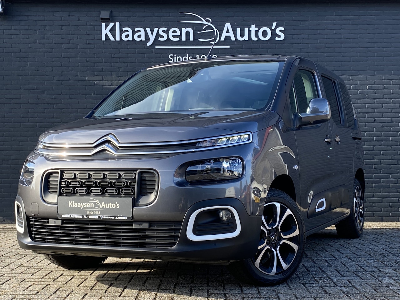 Citroën Berlingo - 1.2 PureTech Shine 110 pk | 1e eigenaar | dealer onderhouden | navigatie | panoramadak | c - AutoWereld.nl