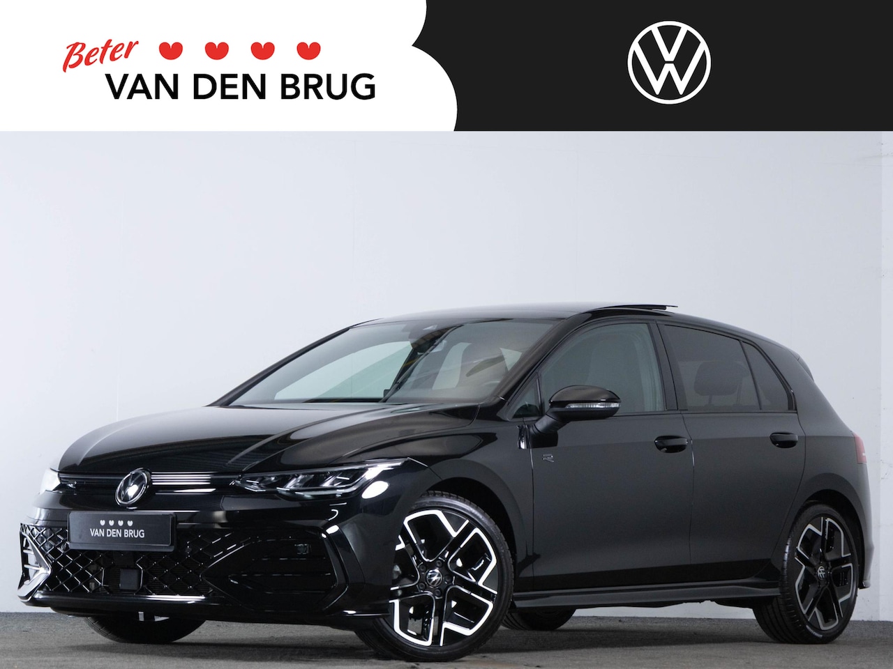 Volkswagen Golf - R-Line 1.5 eTSI 150 PK Automaat | LED | Panoramadak | Achteruitrijcamera | Navigatie Via S - AutoWereld.nl