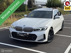 BMW 3-serie Touring - 320i PANO|LED|TRKHK|MEMORY|CAMERA|SFEER