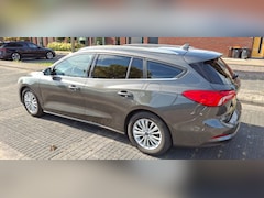 Ford Focus Wagon - 1.0 EcoBoost Titanium Business