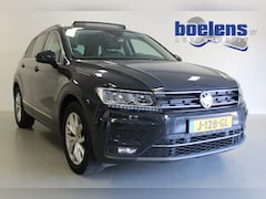 Volkswagen Tiguan - 1.5 TSI ACT Highline | DYNAUDIO | PANO-DAK | ACC | STOEL-VERW | CLIMA | PDC-V/A | CAMERA |
