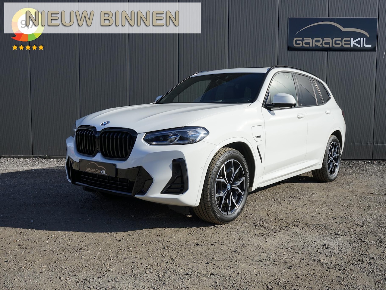 BMW X3 - xDrive30e High Executive Dealeronderh. / M-Sport / Shadow Line / Laserlicht / Panoramadak - AutoWereld.nl