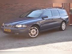 Volvo V70 - 2.4 D5 Geartronic Comfort Line '02 Leder ZO MEE