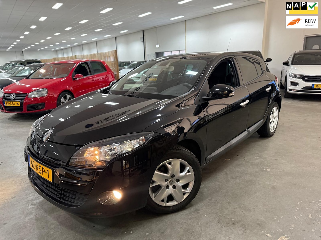 Renault Mégane - 1.6 Parisienne / NAP / NAVI MULTIEMEDIA / NETTE AUTO - AutoWereld.nl