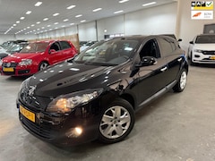 Renault Mégane - 1.6 Parisienne / NAP / NAVI MULTIEMEDIA / NETTE AUTO
