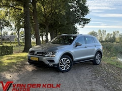 Volkswagen Tiguan - 1.4 TSI Comfortline Business Carplay Navi Cruise Climate