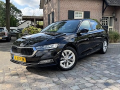 Skoda Octavia - 1.0 TSI Bns Edition Plus ecc, 1/2leer, digidash, lmv, navi, pdc, chroom