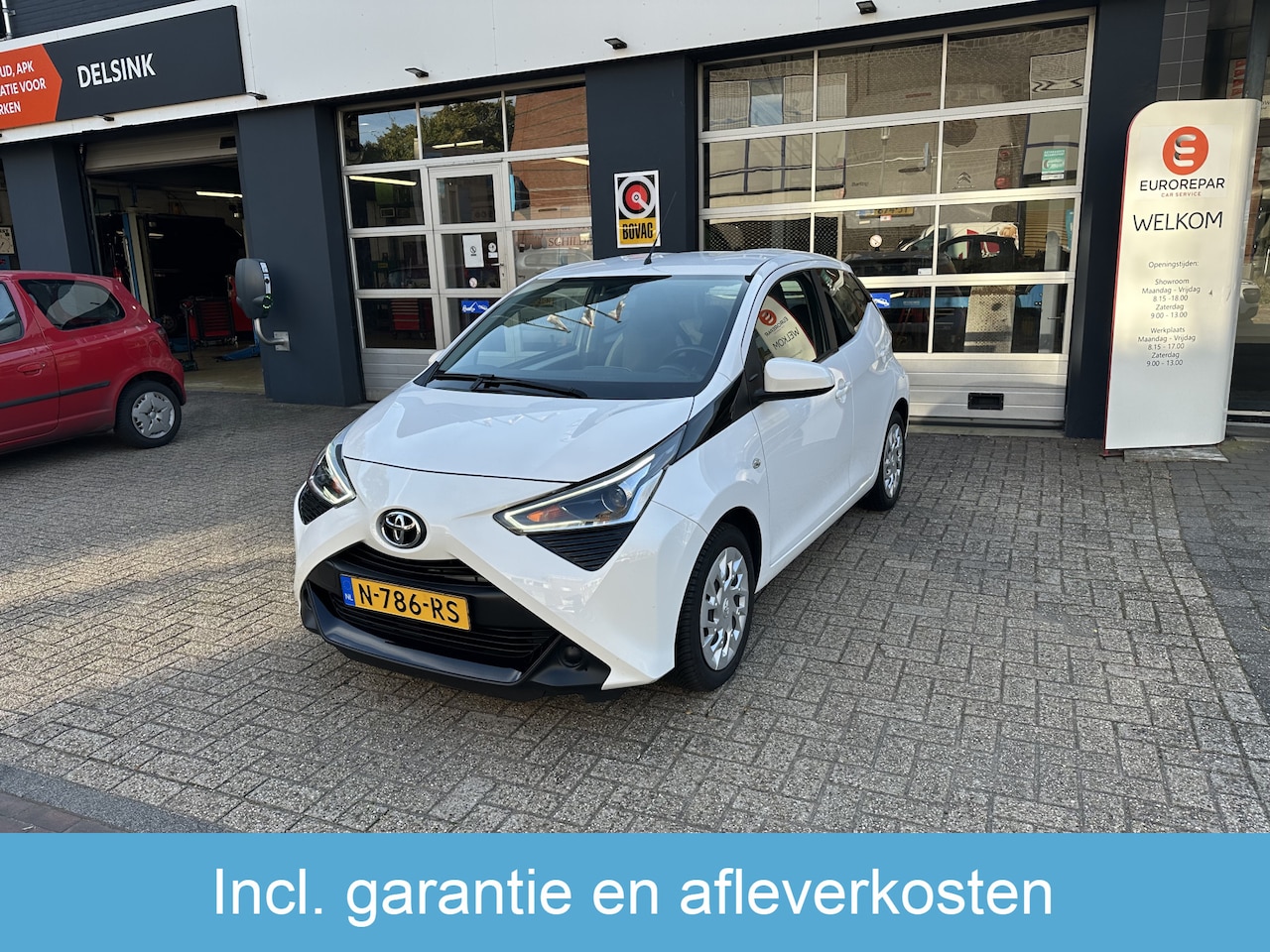 Toyota Aygo - 1.0 VVT-i Automaat x-play All-in Prijs Cruise/Carplay/Airco/Camera - AutoWereld.nl