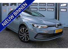 Volkswagen Golf - 1.5 TSI Life Business Xenon Virtuel cockpit Sportzetels Camera Led Bj:2020