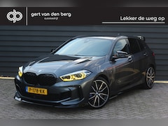BMW 1-serie - M135i xDrive - 306 PK - PERFORMANCE UITLAAT - HEAD UP - CARPLAY - 19 INCH