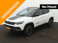 Jeep Compass - 4xe 240 Plug-in Hybrid Electric Trailhawk | Navigatiesysteem | Achteruitrijcamera | Climat