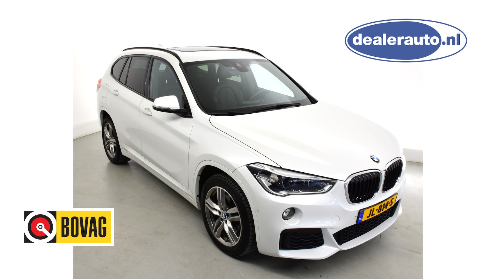 BMW X1 - sDrive20i M Sport-Headup-NL auto-Schuifdak afneembare trekhaak, M-Pakket, Schuifdak,  priv - AutoWereld.nl