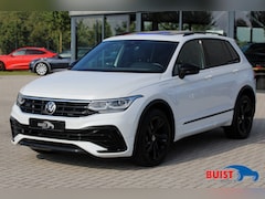 Volkswagen Tiguan - 1.4 TSI eHybrid R-Line 245pk PANO BLACK PACK TREKHAAK 51445KM