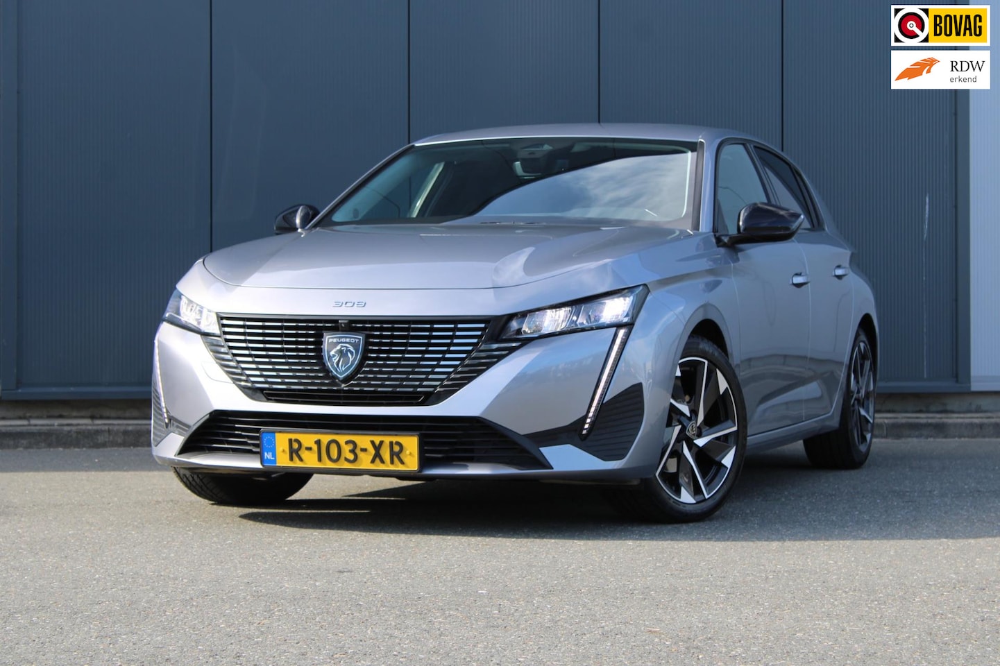 Peugeot 308 - 1.2 PureTech Allure Pack Business 1.2 PureTech Allure Pack Business, Automaat, ACC, ECC, Camera 360, Half leder, Lichtmetale - AutoWereld.nl