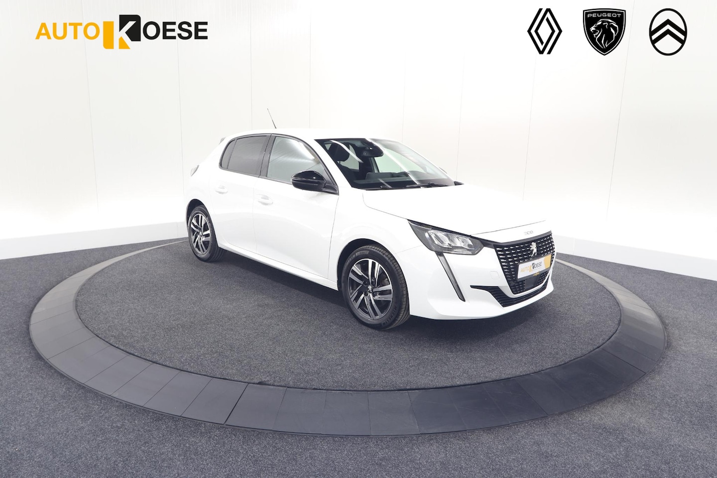 Peugeot 208 - PureTech 100 Allure Pack | Camera | Adaptieve Cruise Control | Apple Carplay | Stoelverwar - AutoWereld.nl
