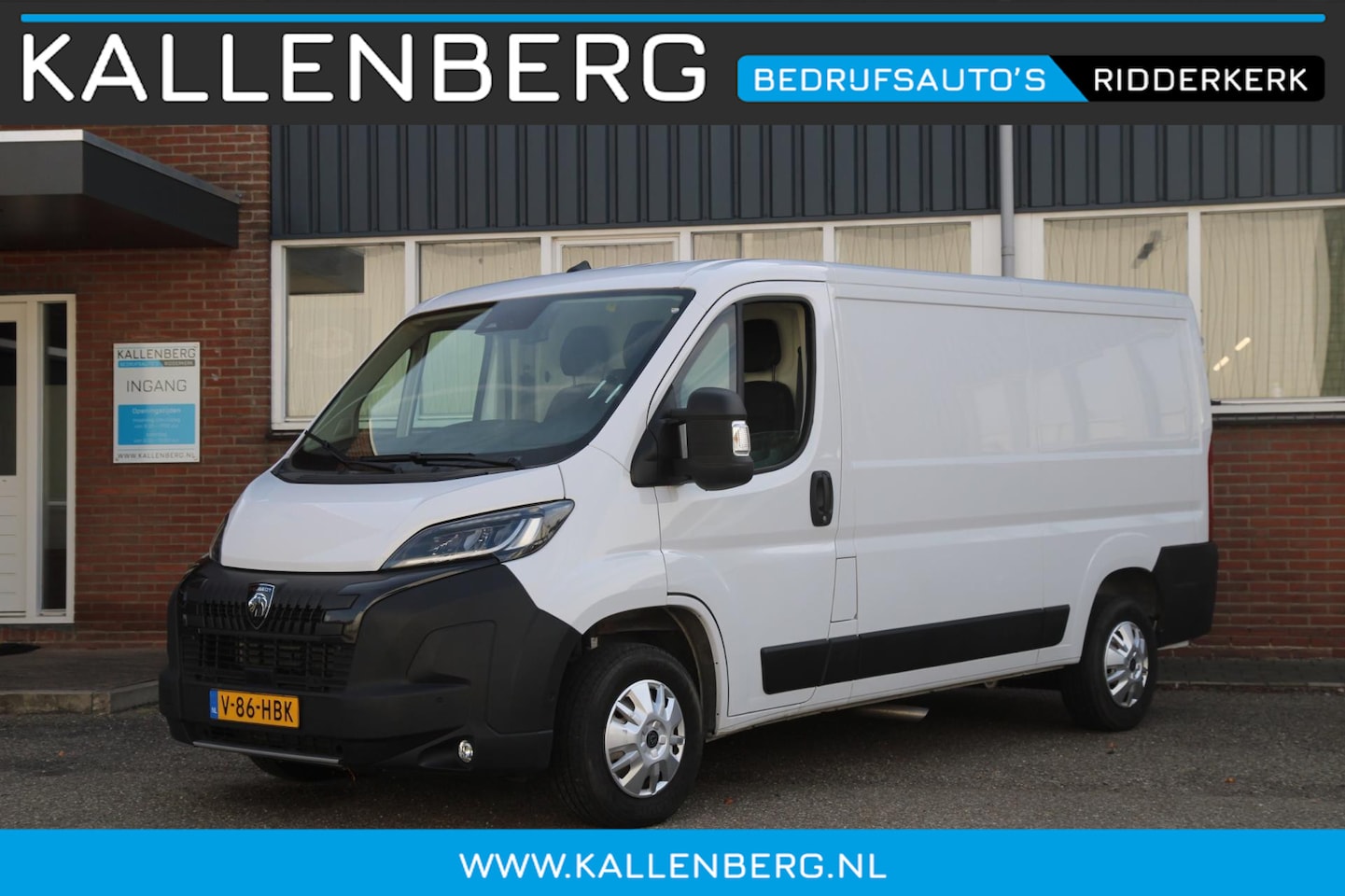 Peugeot Boxer - 2.2 BlueHDi 120PK L2H1 / Trekhaak / Camera / multi stuur / 3 zits - AutoWereld.nl