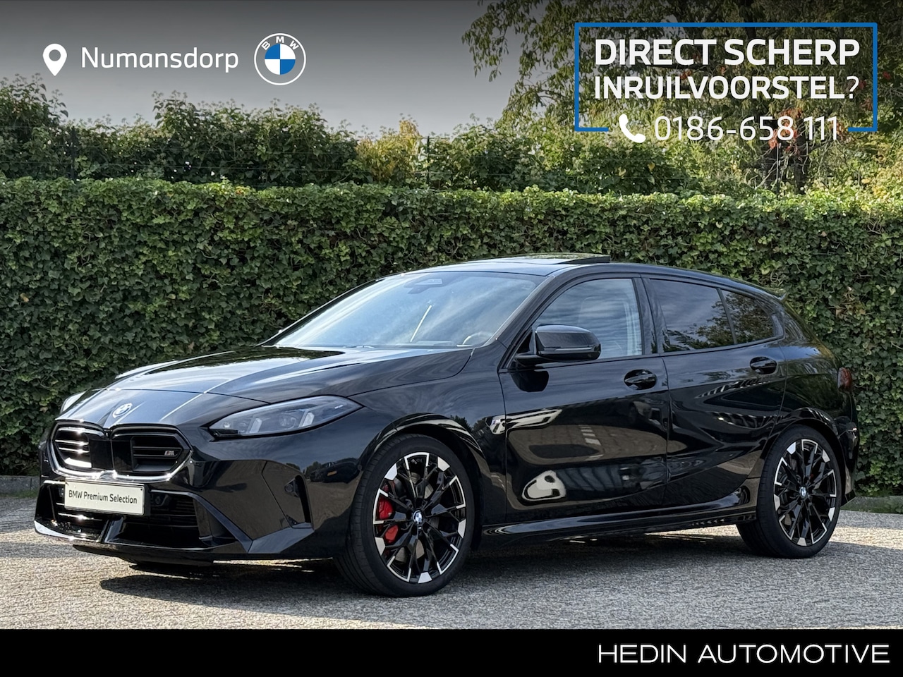 BMW 1-serie - M135 xDrive | M-Sport Pro | 19'' | Panorama | Stuur + Stoelverw. | Harman/Kardon - AutoWereld.nl