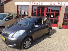 Toyota Yaris - 1.3 VVTI EXEC. MMT