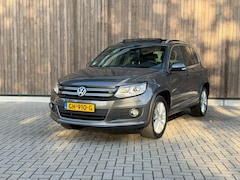 Volkswagen Tiguan - 2.0 TDI Sport&Style 4motion R-line Edition