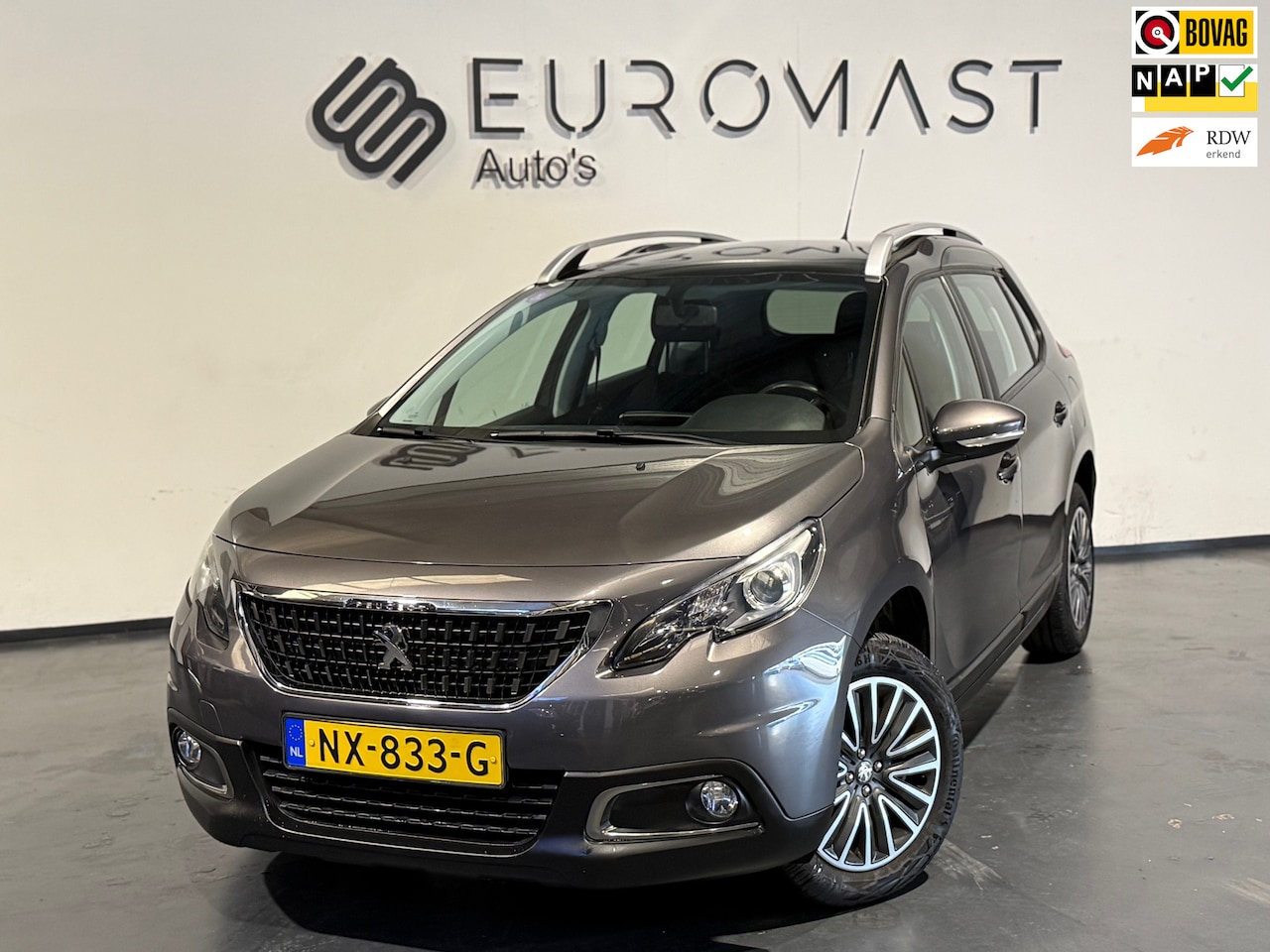 Peugeot 2008 - 1.2 PureTech Blue Lion Panodak Navi Cruise Airco Pdc Nieuwe Apk - AutoWereld.nl