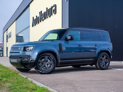 Land Rover Defender 110 - 2.0 P300e 110 X-Dynamic l 6 Persoons l Schuif- /kantel Pano l Adapt. Cruise l Black Pack l