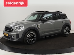 MINI Countryman - 2.0 Cooper S E ALL4 | Carplay | Half leder | Navigatie | Cruise control | 19'' | Airco | F