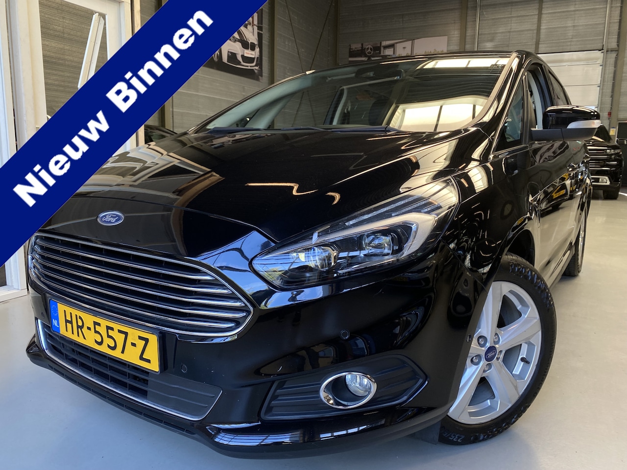 Ford S-Max - 1.5 Titanium Navigatie, Panorama, Cruise - AutoWereld.nl