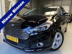 Ford S-Max - 1.5 Titanium Navigatie, Panorama, Cruise