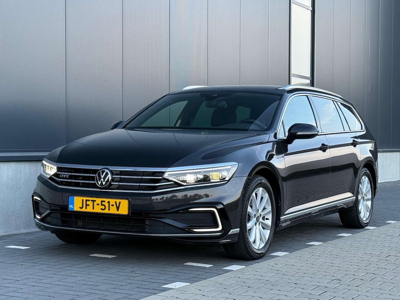 Volkswagen Passat Variant - 1.4 TSI PHEV GTE Business IQ Trekhaak - AutoWereld.nl