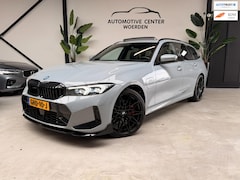 BMW 3-serie Touring - 320e Touring M-Sport PANO WIDESCREEN LEER HUD 20''