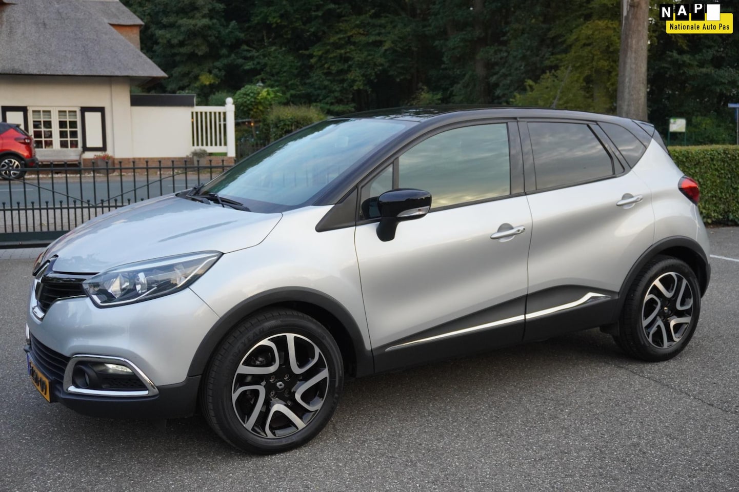 Renault Captur - 1.2 TCe Dynamique Navi Airco Pdc Automaat - AutoWereld.nl