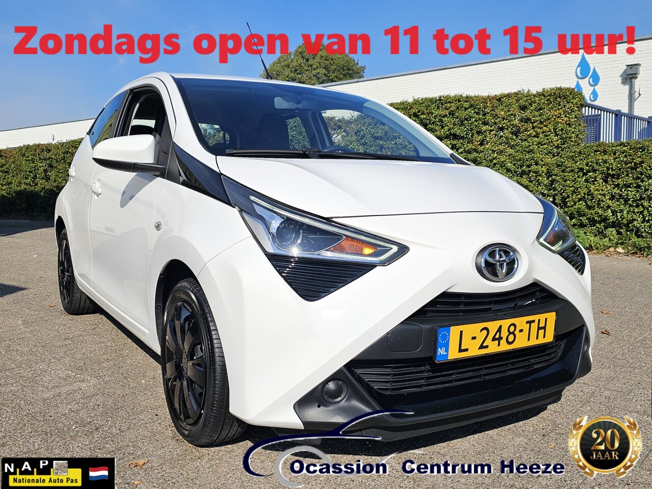 Toyota Aygo - 1.0 VVT-i x-play AUT! 1e Eig! Camera! Carplay! Zondag OPEN! - AutoWereld.nl