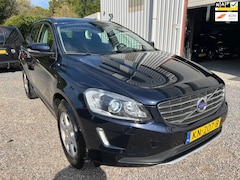 Volvo XC60 - 2.0 D4 FWD AUT Momentum TREKHAAK.CAM.XENON