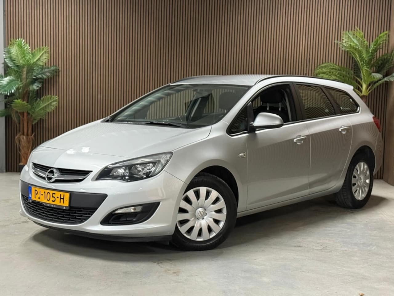 Opel Astra Sports Tourer - 1.4 Turbo Edition 1.4 Turbo Edition - AutoWereld.nl