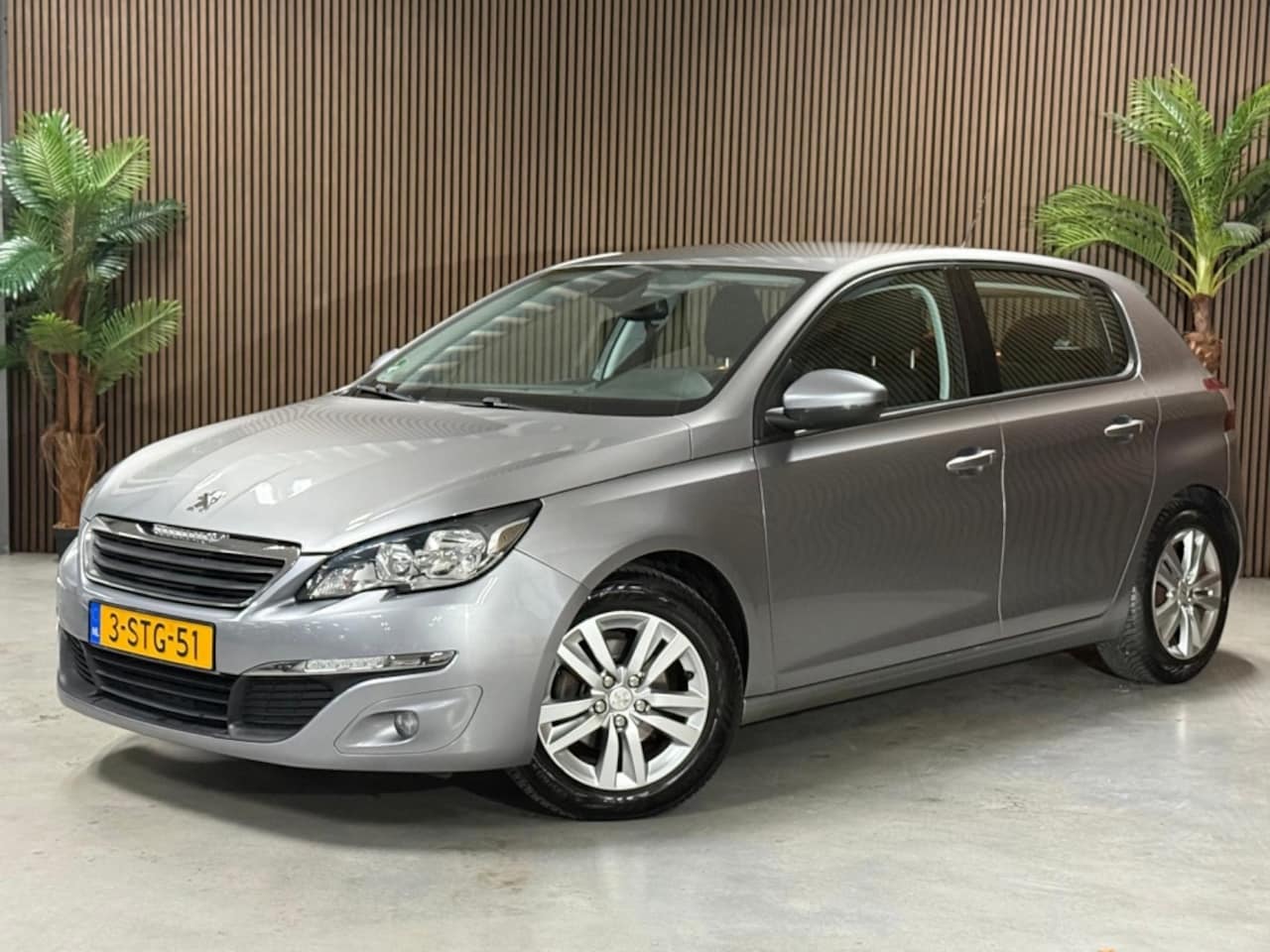 Peugeot 308 - 1.6 THP Active Nieuw KETTING - AutoWereld.nl