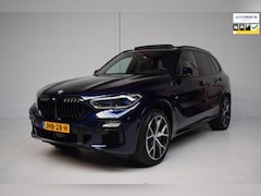 BMW X5 - XDrive45e PANORAMADAK / EL.TREKHAAK / 360CAMERA / HARMAN-KARDON / HEAD-UP / LEER / SFEERVE