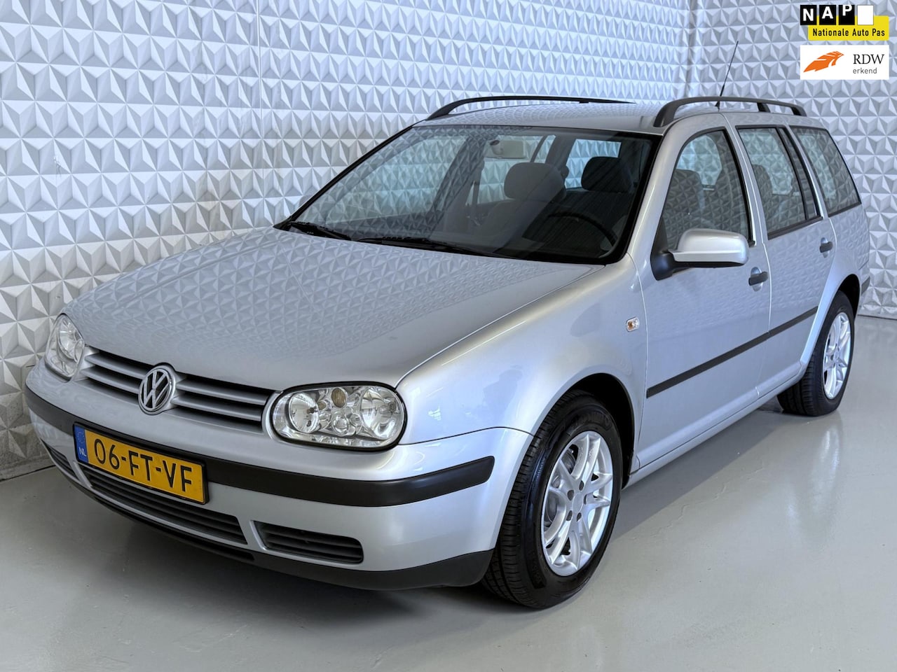 Volkswagen Golf Variant - 1.6-16V Comfortline Airco Clima Cruise TREKHAAK (2000) - AutoWereld.nl
