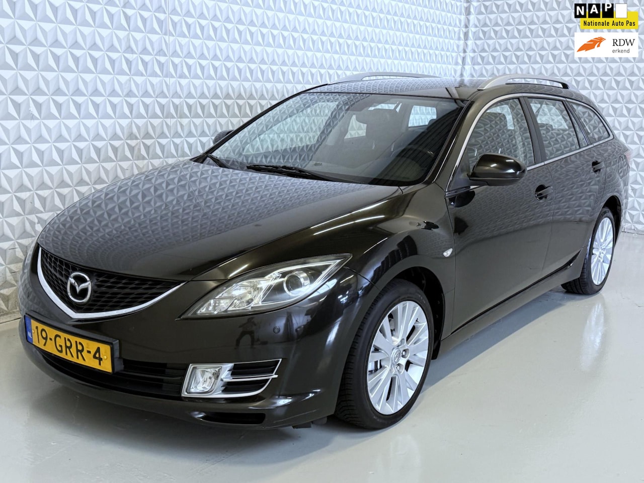 Mazda 6 Sportbreak - 2.0 S-VT Business Plus AUTOMAAT (2008) - AutoWereld.nl