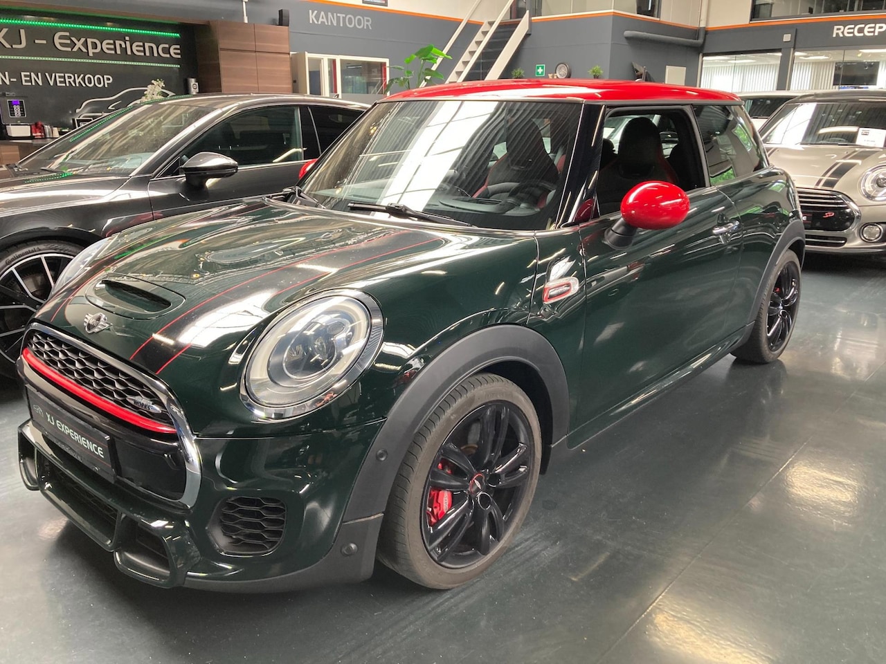 MINI John Cooper Works - Mini 2.0 232PK AUT LED+SPORTSTOELEN+H&K - AutoWereld.nl