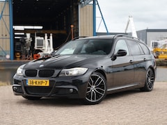 BMW 3-serie Touring - 318i High Executive All Black